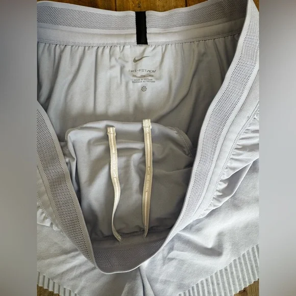 WOMEN'S NIKE AEROSWIFT DRI-FIT ADV MID-RISE 3 INCH BRIEF-LINED SHORTS $80 XXL - Picture 7 of 10